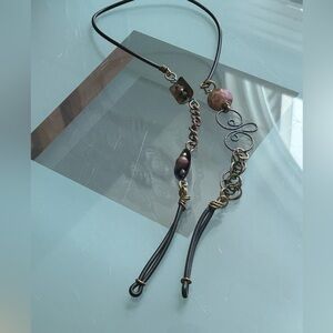 Eyeglass holder elegant metal leather